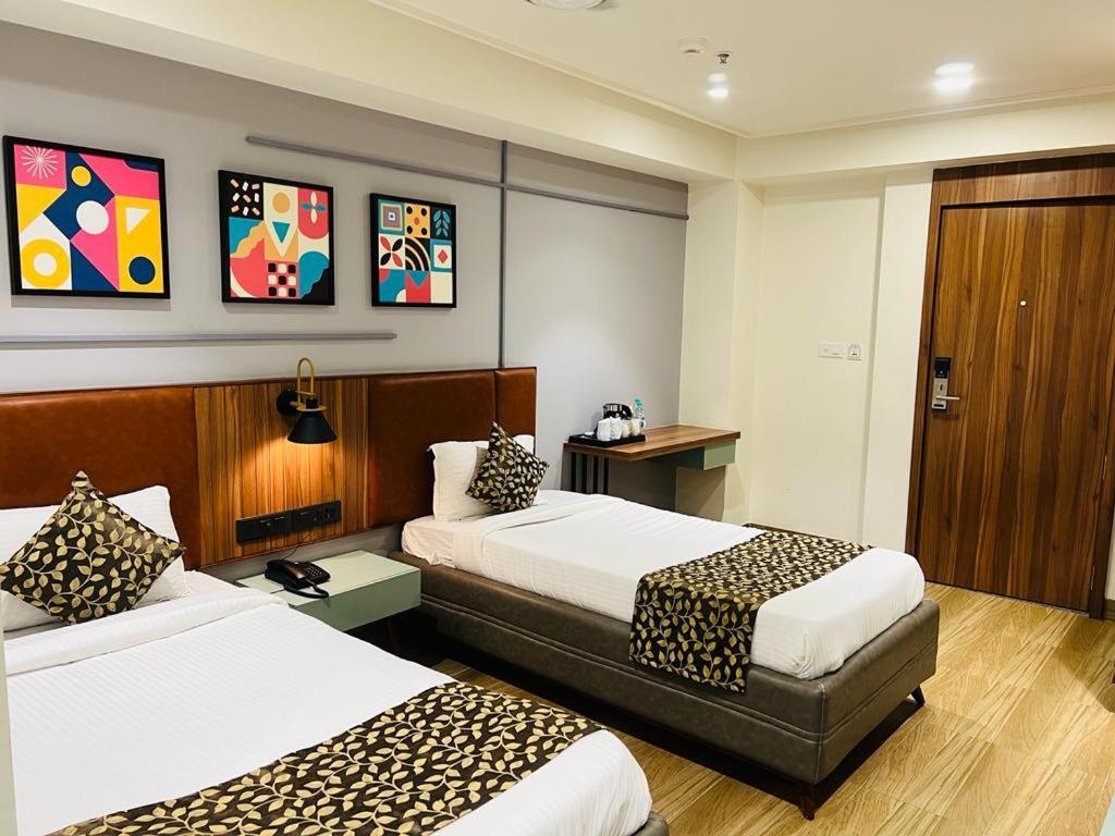 The Lemon Grass Hotel กันตินาการ์ ภายนอก รูปภาพ